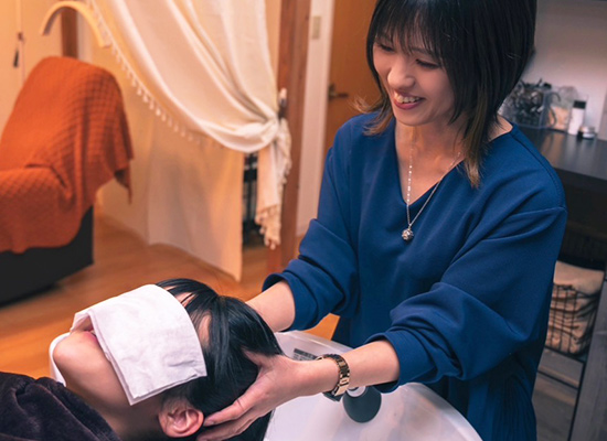 ヘアも、まつげも、一度に整う